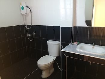 Aumnoychai Hotel Korat Nakhonratchasima Exterior foto